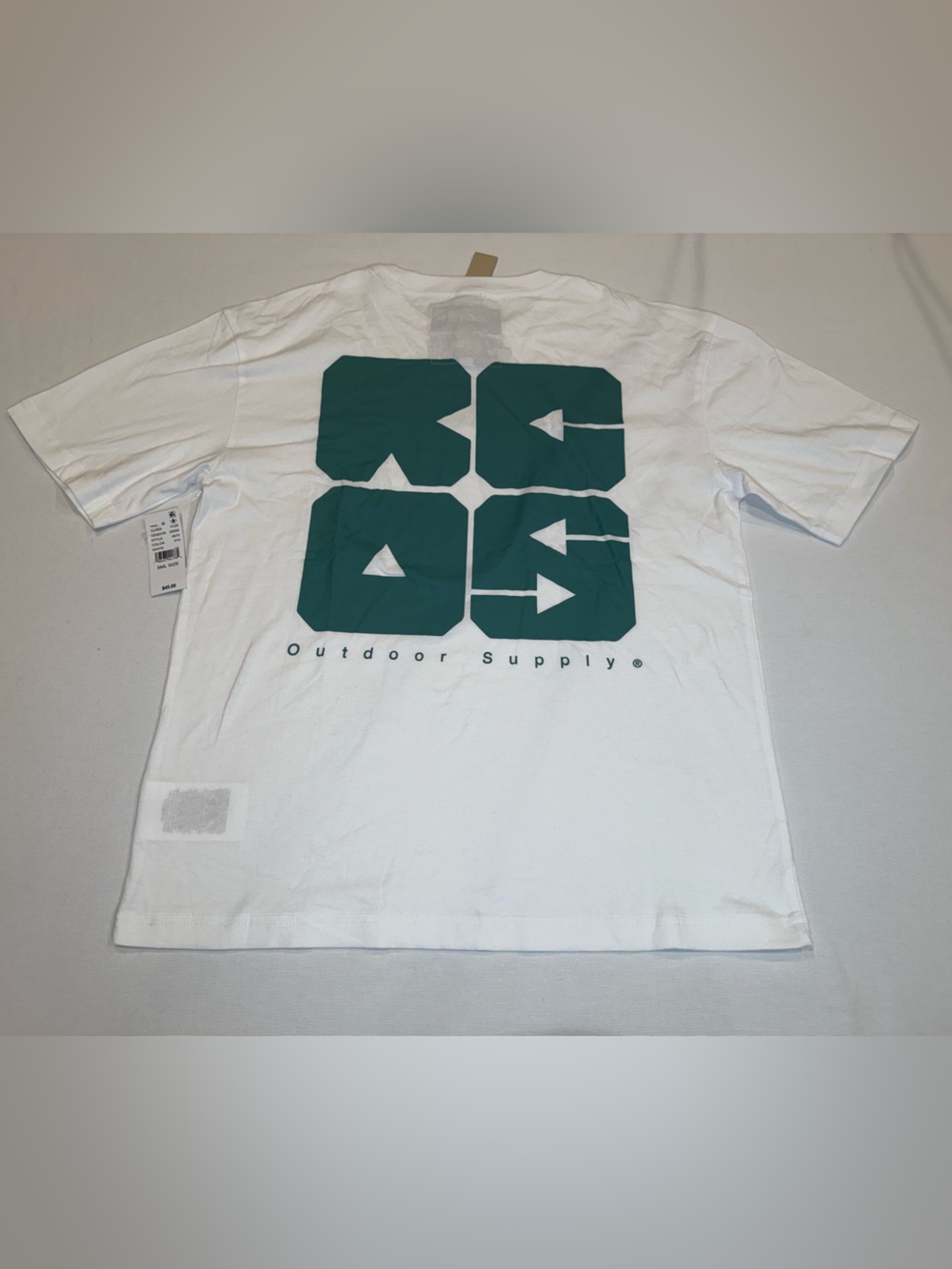 RC Outdoor Supply White Graphic Tee Size Small NWT